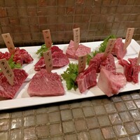 みやび 六本木店 - A5黒毛和牛希少部位 9種類盛り合わせ