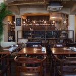 トウキョウ サロナード カフェ ダブ - いろんなお酒がいっぱい！
