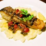 トウキョウ サロナード カフェ ダブ - スズキのポワレ 焦がしバターのソースノワゼット