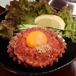 焼肉 静龍苑 - あぶりユッケ