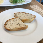 リトルネスト - パン