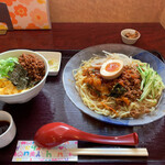 Menkoubou Oonishi - 冷麺とミニそぼろ丼セット