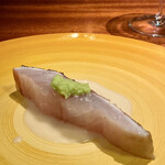 蒼 - 五島列島 林さんより 神経締め シマアジの藁焼き お米と中国甘酒のソース
      