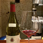 蒼 - Jacques Cacheux
      Echezeaux Grand Cru 1999
      フランス エシェゾー・グラン・クリュ産の赤ワイン