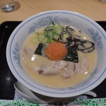 屋台ラーメン 玉龍 - 明太とんこつ(1,220円)