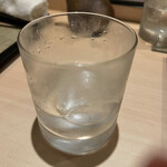 博多 鮨 貴山 - 風憚のロック！トロッと上品な芋の味わい。後味はまろやかな芋の甘味が広がる。