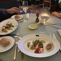 37 Steakhouse & Bar - 