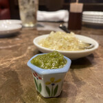 焼肉 長介 - 青唐辛子タバスコ