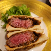 リストランティーノ イルチプレッソ - 牛カツをはるかに超えた想像を絶するおいしさのカツサンド！