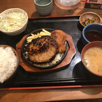 Teke Teke - 特製粗挽きハンバーグ&やみつき唐揚げ定食