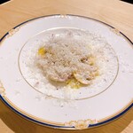 Shinuchi - 生マッシュルームとグラナパダーノチーズ