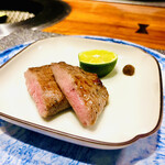焼肉牛印 - 厚切りタン/ライムと山椒味噌