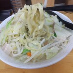 タンメンしゃきしゃき - 麺リフト