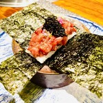 焼肉牛印 - タルタルユッケの手巻き