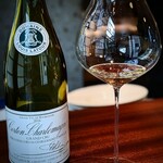 蒼 - ビスクに合わせて、一口 コルトンシャルマーニュを、星野さんから恵んでもらったヽ(^o^)丿　グラスの美しさにうっとりした。