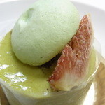 パティスリー アンシャンテ - ピスタチオ￥４００♪