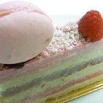 パティスリー アンシャンテ - フランボワーズ￥４００♪