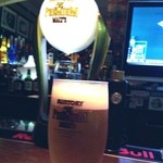 バー イースト - ようやく1杯目。