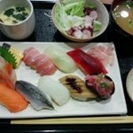 ふじやす食堂 - １０貫にぎりセット