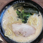 横濱家系ラーメン 武田家 - 