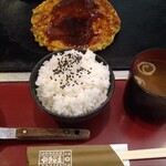 Mejiro Tei - サービス定食　お好み焼き
