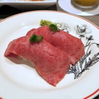 にくずき - 肉寿司2貫