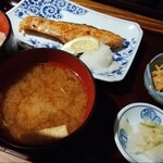 炭火焼専門食処 白銀屋 - 