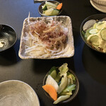Yasukichi - オニスラ、ポテサラ…野菜も摂らんとね