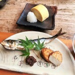 妙見石原荘 食菜石蔵 - 出汁巻卵、イワシ丸干し、さつま揚げ