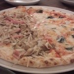 自遊人処 - キノコのピザ&マルゲリータ