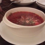 自遊人処 - 本日のスープは野菜たっぷりボルシチ