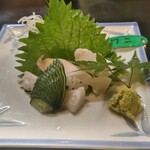 宝雪酒坊 - ワニのしっぽの刺身