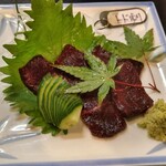 宝雪酒坊 - トドの刺身