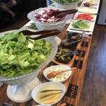 RESTAURANT Foody Foody - 充実のサラダバー