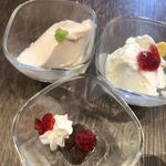 RESTAURANT Foody Foody - 甘さ抑え目デザートたち