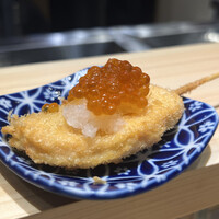 串揚げ アガルコメ。 恵比寿店 - サーモンのイクラおろしがけ
