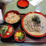 駅前 うどん - 料理写真: