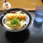 Kodawari Menya - 冷かけ（小）＋鯛ちくわ天　440円