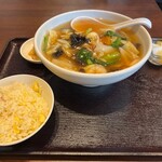 栄慶 - 五目湯麵+ミニ炒飯