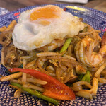 タイ・イサーン料理 ヤムヤム - 