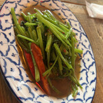 タイ・イサーン料理 ヤムヤム - 