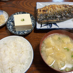 食事と酒処 真 - 鯖の一枚焼き定食 ¥1000