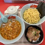 ラーメン 山岡家 - 辛味噌つけ麺910円+チャーシュー丼350円