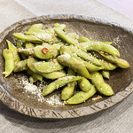 イタリアンバル Auguri - 料理写真:大人気「枝豆のペペロンチーノ」