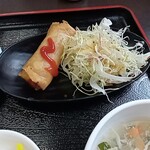 台湾料理 福祥居 - ニラと玉子焼き定食の揚げ物