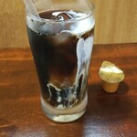 キッチン ブルー グローブ - ミルクを入れます