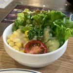 キッチン あずま - ミニサラダ♡