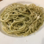 Girasole - チーズたっぷりジェノバソースのスパゲッティ