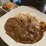 バー リーファー - カレーランチの水曜日　お店インスタより