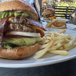 ムースヒルズバーガー - 